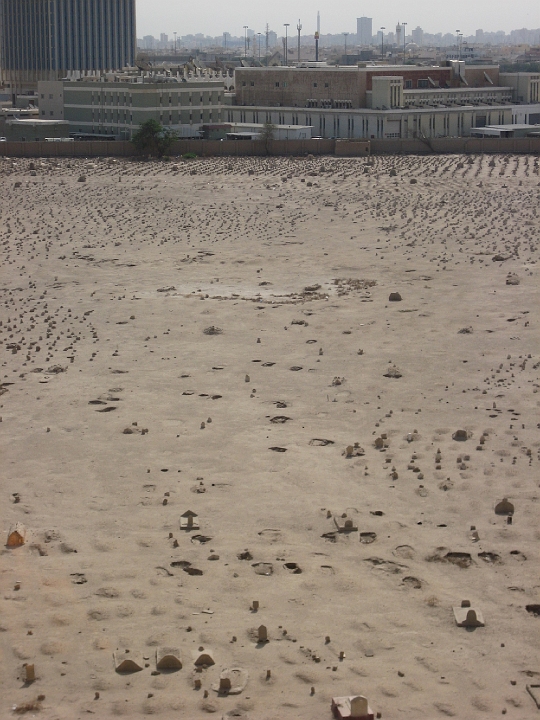 IMG_2170.JPG - Graves covered by sand
