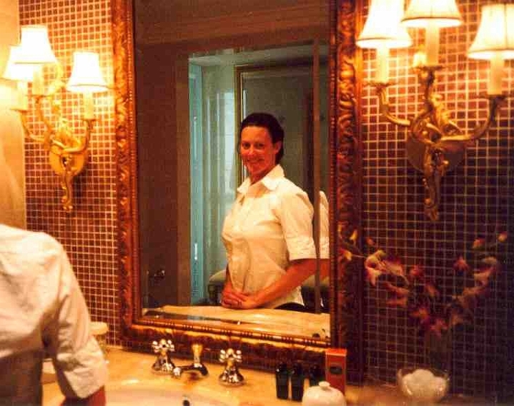 kuwait_067.jpg - Hotel bathroom
