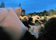 pillow_fight_247