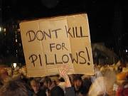 pillow_fight_352