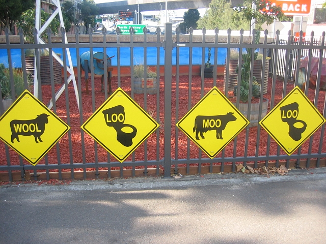 IMG_3901.JPG - Wooloomooloo