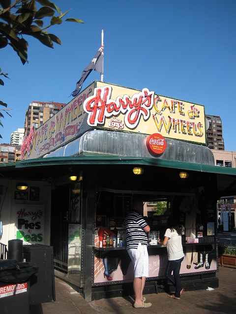 sydney_810.JPG - Harry's pies and peas